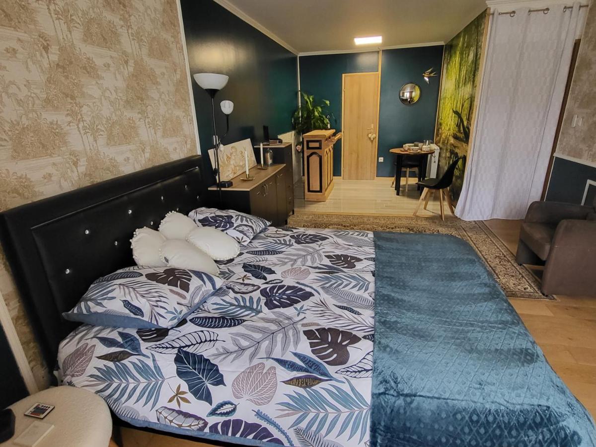 Choisy Le Jacuzzi Bed & Breakfast Luaran gambar