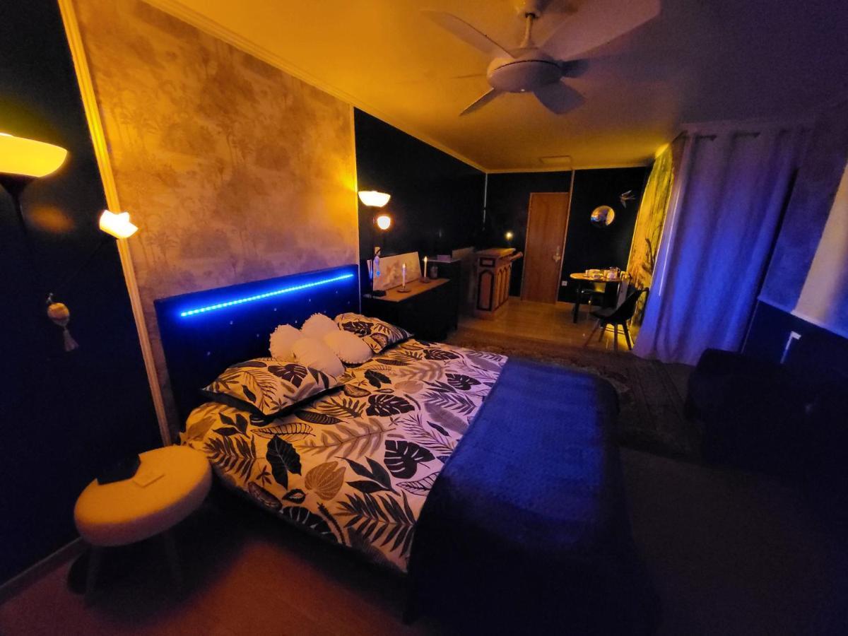 Choisy Le Jacuzzi Bed & Breakfast Luaran gambar